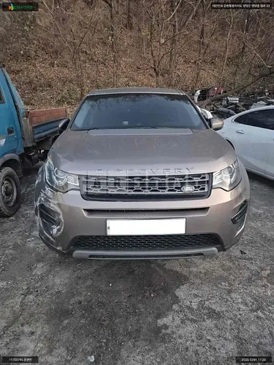 Photo 1 of 14: 2016 Land Rover Discovery Sport 2.0d, VIN SALCA2BN2GH610775 — Korean insurance auction