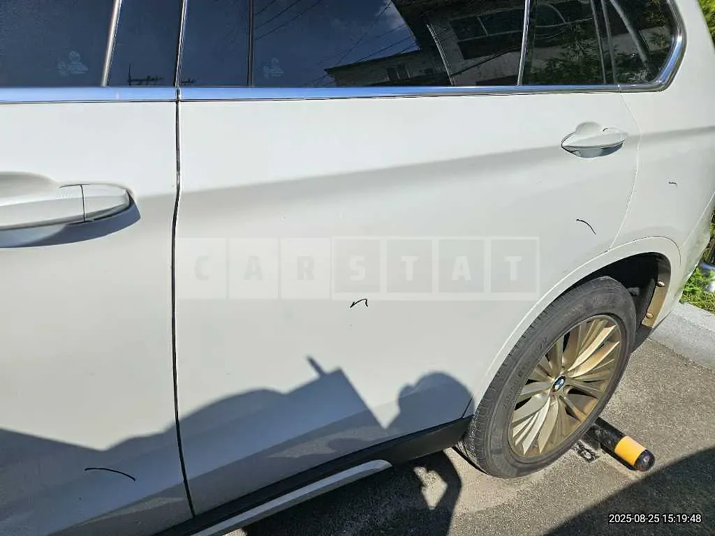 Photo 2 of 12: 2016 BMW X5 xDrive30d — Korean insurance auction