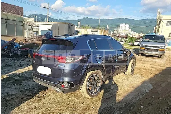 Photo 2 of 13: 2020 Kia Sportage, VIN KNAPR813BLK782689 — Korean insurance auction