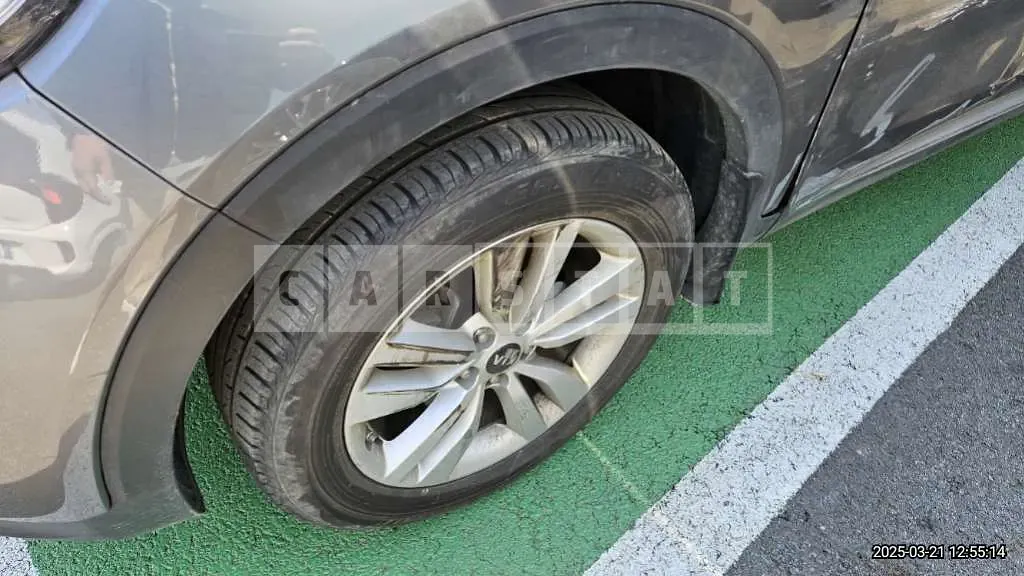 Photo 2 of 2: 2015 Kia (parts) Sorento Wheels — Korean insurance auction