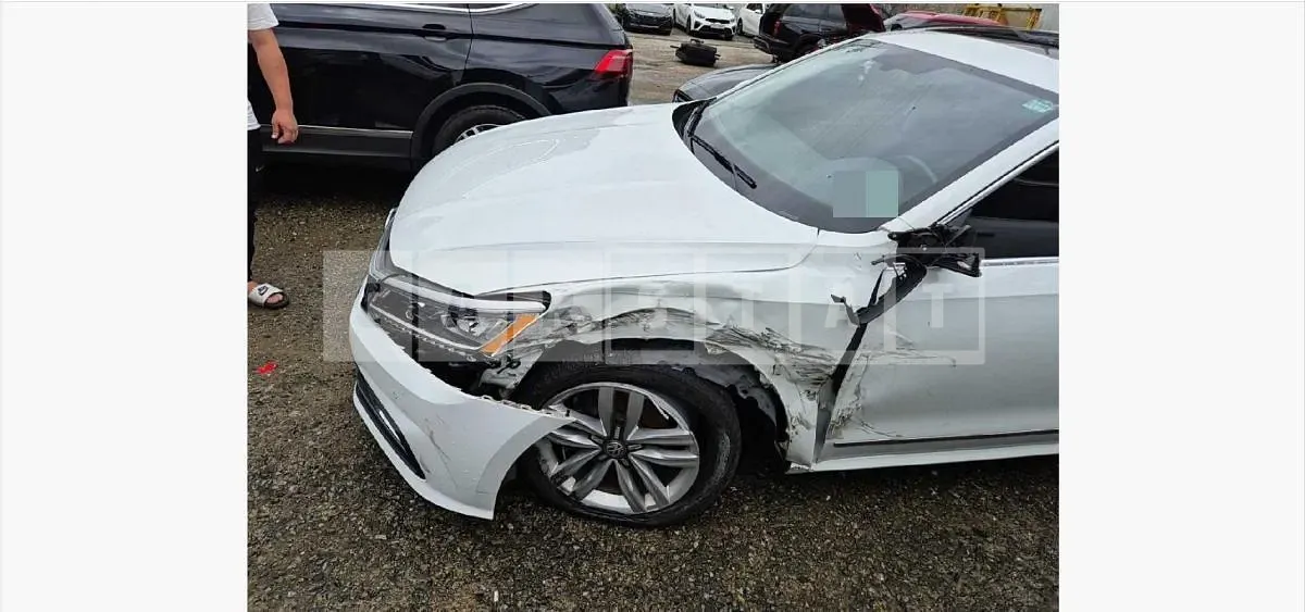 Photo 2 of 21: 2016 Volkswagen Passat 1.8 TSI — Korean insurance auction
