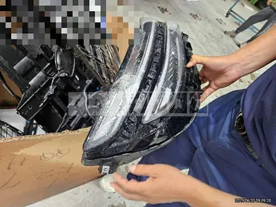 Photo 1 of 14: 2024 Genesis (parts) GV80 Headlamp — Korean insurance auction