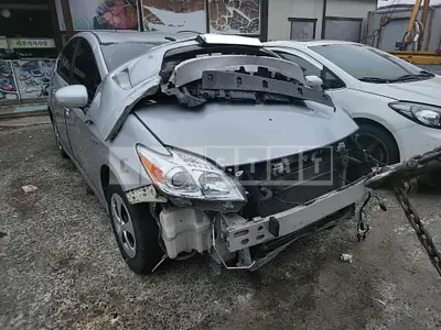 Photo 1 of 17: 2015 Toyota Prius, VIN JTDKN3DU5F1999694 — Korean insurance auction