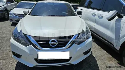 Photo 1 of 40: 2018 Nissan Altima 2.5 — Korean insurance auction