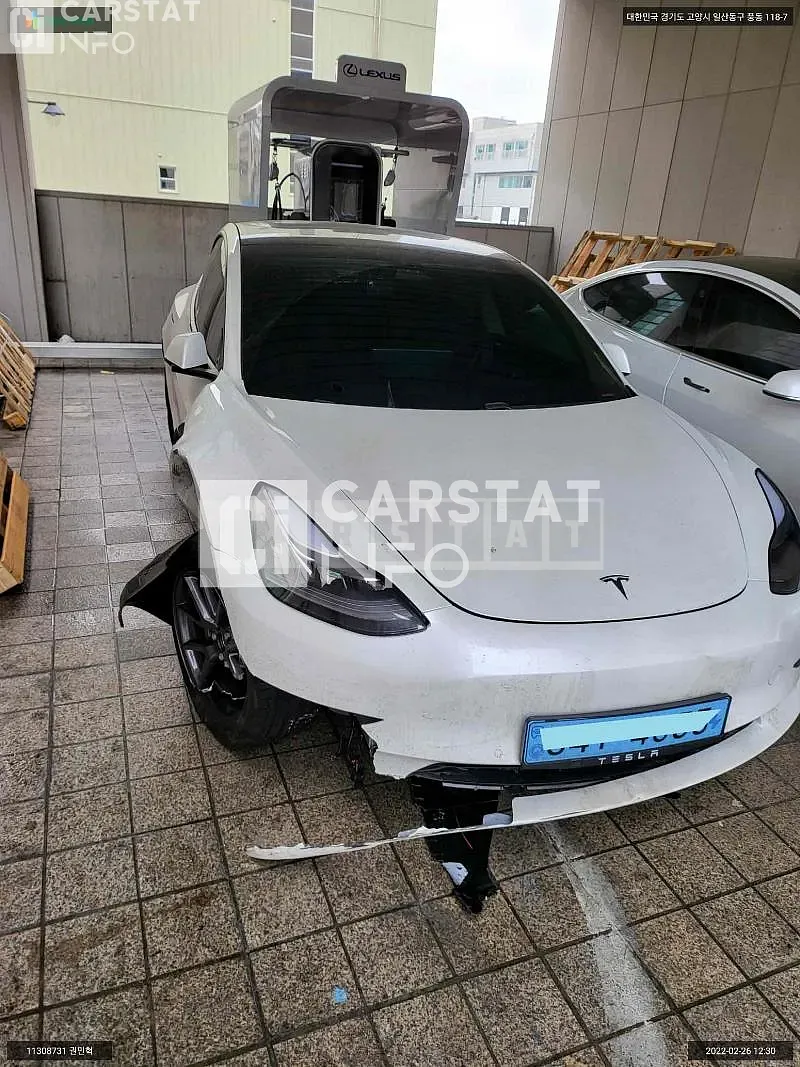 Photo 2 of 12: 2021 Tesla Model 3 Long Range, VIN 5YJ3E1EB0MF081037 — Korean insurance auction