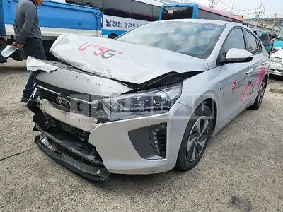 Photo 1 of 27: 2019 Hyundai Modern Ionic, VIN KMHC751CGKU134137 — Korean insurance auction