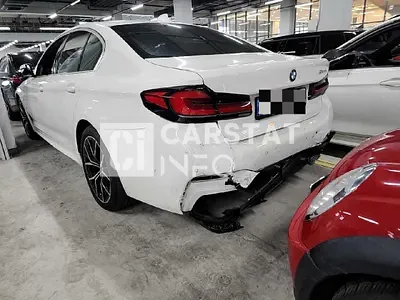 Photo 1 of 52: 2021 BMW 530e — Korean insurance auction