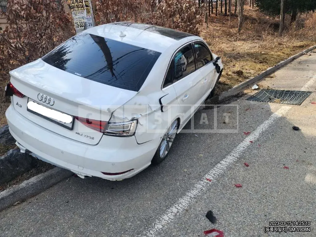 Photo 2 of 13: 2018 Audi I 40TFSI, VIN WAUZZZ8VXJ1089408 — Korean insurance auction