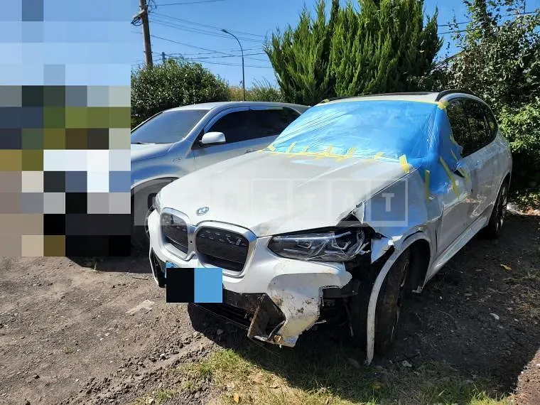 Photo 2 of 9: 2022 BMW iX3 M Sport, VIN WBY41DU09PS624229 — Korean insurance auction
