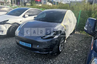 Photo 1 of 4: 2022 Tesla Model Y LongRange — Korean insurance auction