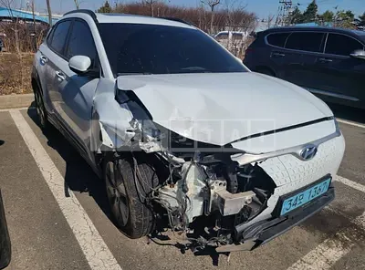 Photo 1 of 8: 2019 Hyundai Kona Electric, VIN KMHK381GFKU005387 — Korean insurance auction