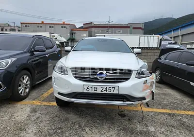 Photo 1 of 23: 2017 Volvo XC60 D5, VIN YV1DZ97B6H2120339 — Korean insurance auction