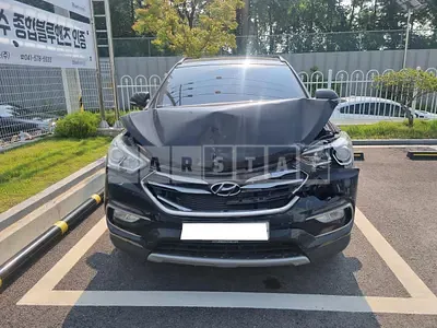 Photo 1 of 14: 2016 Hyundai Santa Fe, VIN KMHSW81UBHU714390 — Korean insurance auction