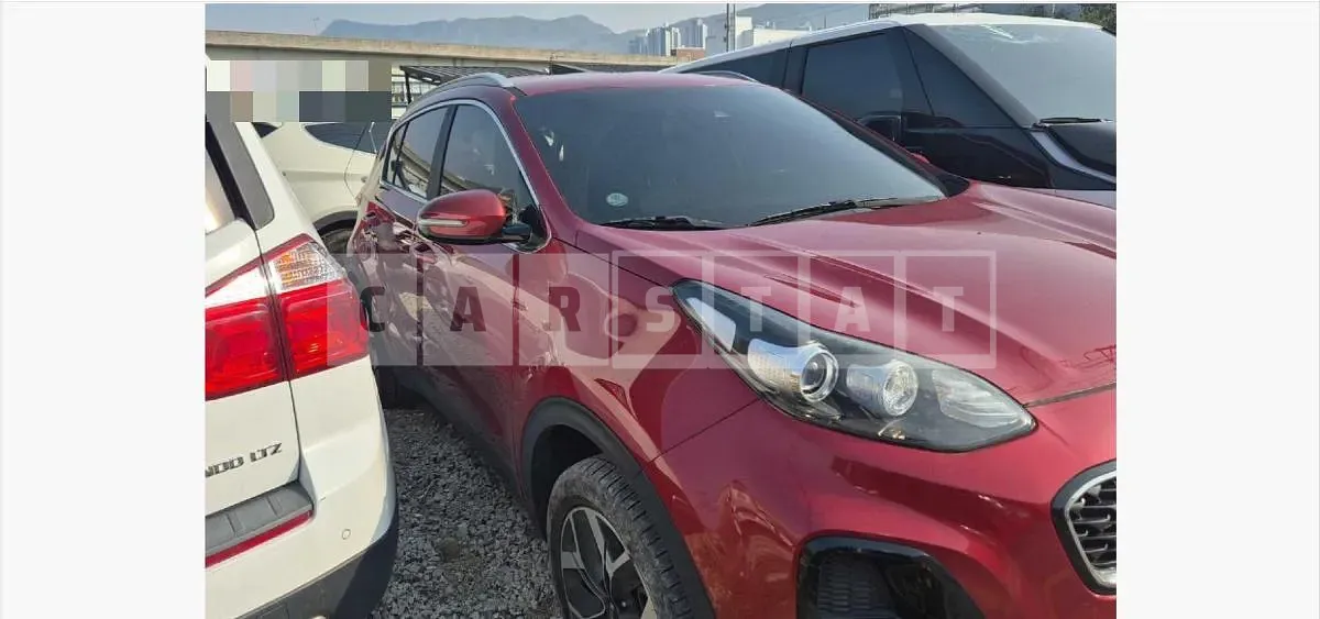 Photo 2 of 22: 2019 Kia Sportage Gasoline — Korean insurance auction