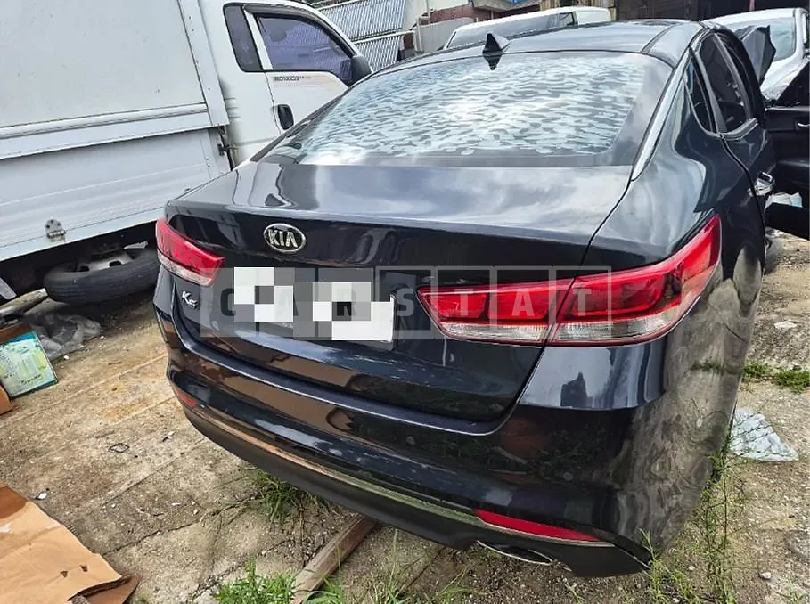 Photo 2 of 10: 2016 Kia K5 2.0 LPI — Korean insurance auction