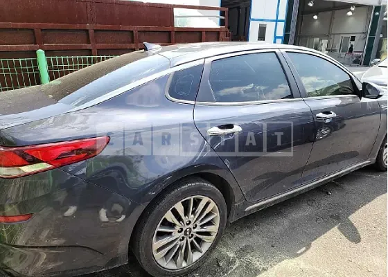 Photo 2 of 18: 2019 Kia K5, VIN KNAGU411BKA254091 — Korean insurance auction