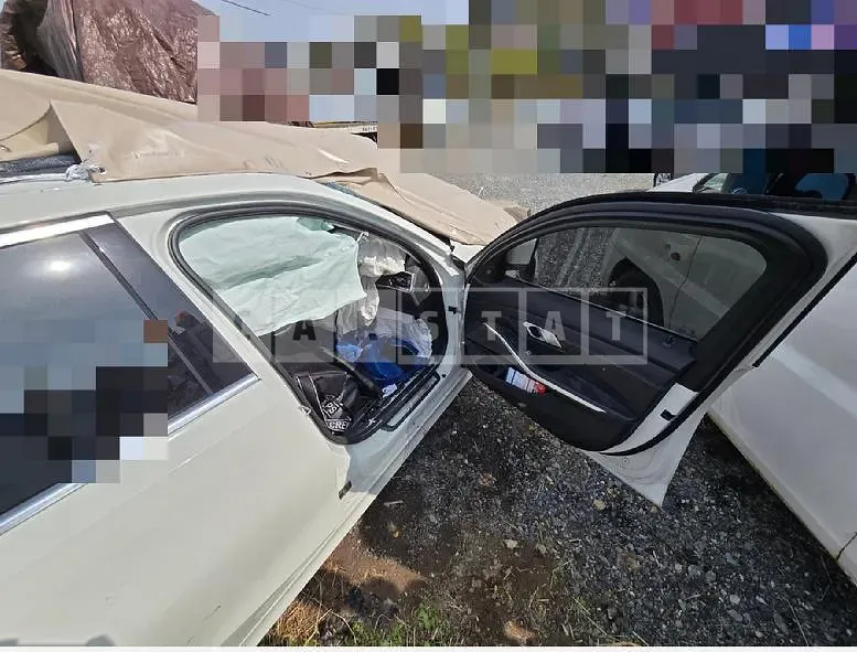 Photo 2 of 8: 2021 BMW 320d — Korean insurance auction