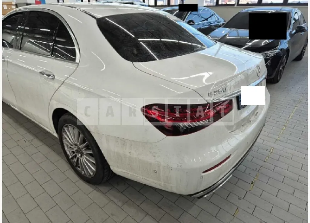 Photo 2 of 11: 2022 Mercedes-Benz E250 — Korean insurance auction