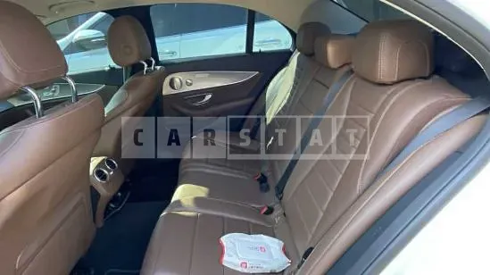 Photo 2 of 13: 2019 Mercedes-Benz E 300 — Korean insurance auction