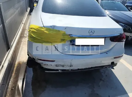 Photo 2 of 9: 2021 Mercedes-Benz E250, VIN W1KZF4FB6MA935325 — Korean insurance auction