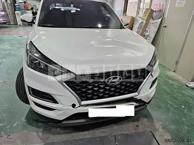 Photo 1 of 17: 2019 Hyundai Tucson — Korean insurance auction