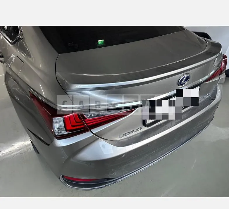 Photo 2 of 7: 2021 Lexus ES300h — Korean insurance auction