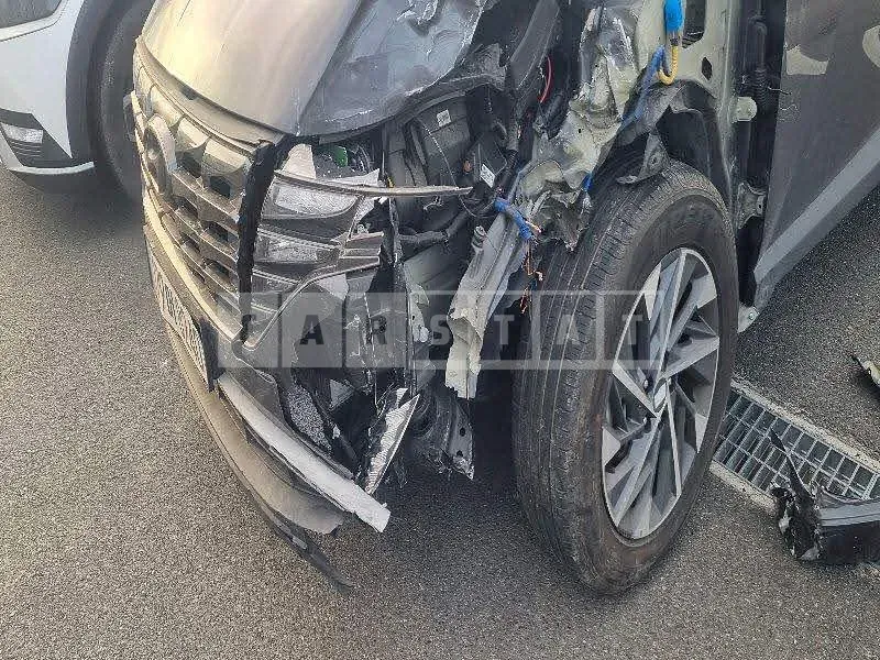 Photo 2 of 18: 2021 Hyundai Tucson, VIN KMHJC81BGMU077595 — Korean insurance auction