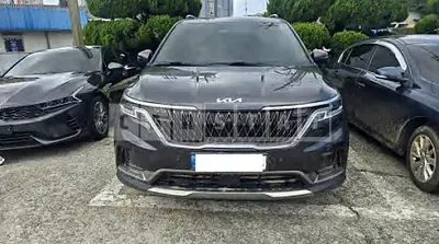 Photo 1 of 21: 2023 Kia Carnival — Korean insurance auction