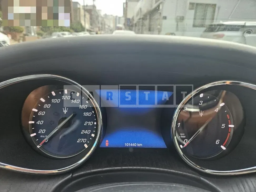 Photo 2 of 45: 2018 Maserati Quattroporte Diesel, VIN ZAM56TPG5J1287965 — Korean insurance auction