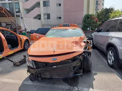 Photo 1 of 13: 2018 Kia K5, VIN KNAGU416BKA256816 — Korean insurance auction