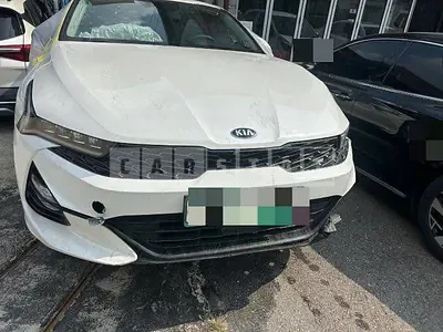 Photo 1 of 44: 2021 Kia K5 2.0, VIN KNAG141ABMA141054 — Korean insurance auction