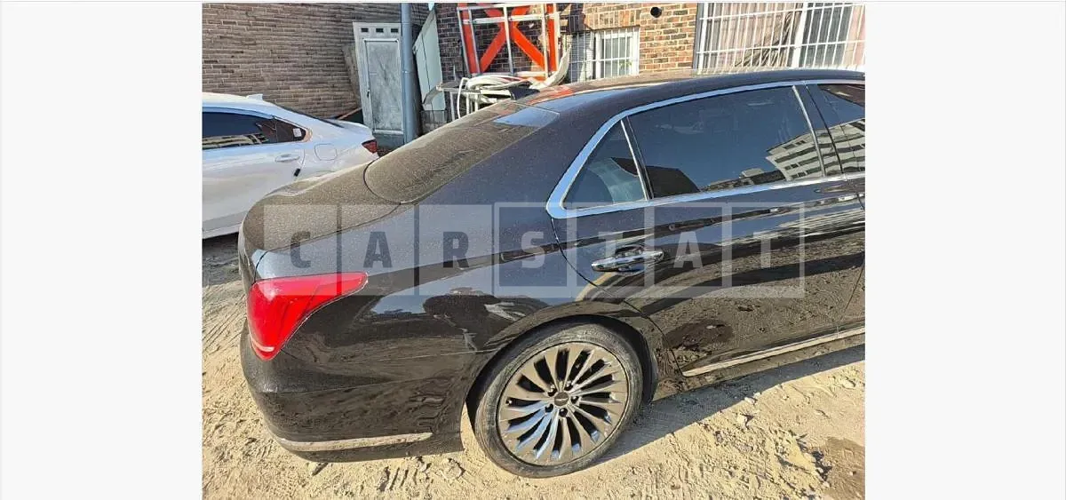 Photo 2 of 15: 2018 Genesis EQ900 3.8 — Korean insurance auction