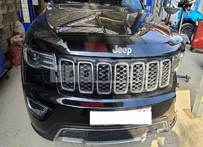 Photo 1 of 10: 2019 Jeep Straw Grand Cherokee, VIN 1C4RJFBG9KC608005 — Korean insurance auction