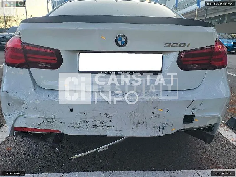 Photo 2 of 8: 2018 BMW 320i, VIN WBA8A9106JAH11734 — Korean insurance auction