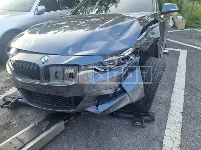 Photo 1 of 16: 2018 BMW 330i — Korean insurance auction
