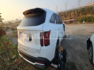 Photo 1 of 22: 2024 Kia Sorento 4WD — Korean insurance auction