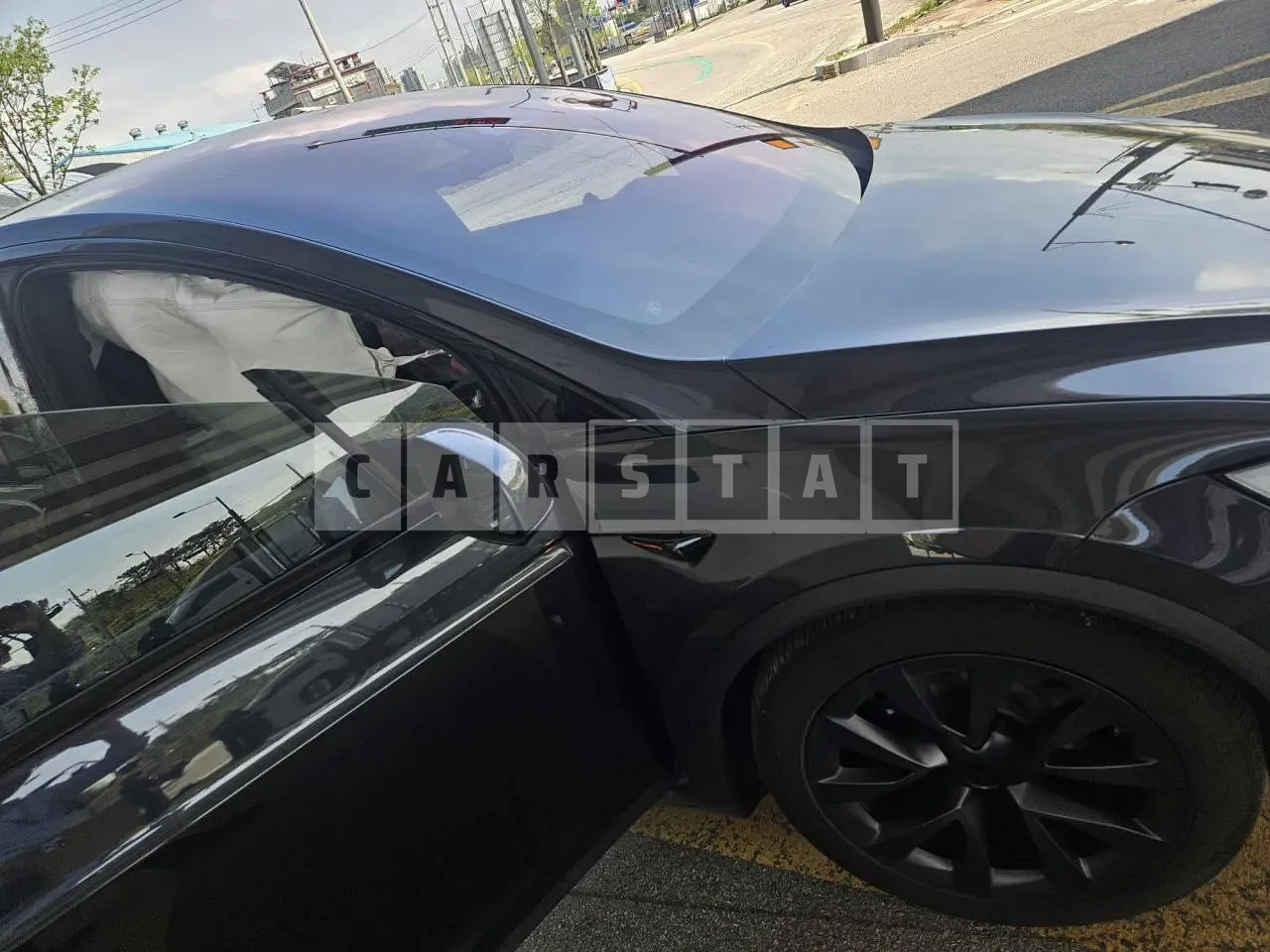 Photo 2 of 18: 2024 Tesla Model X, VIN 7SAXCDE57RF450344 — Korean insurance auction