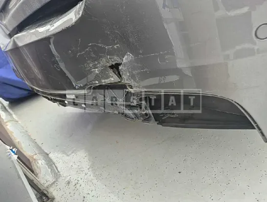 Photo 2 of 12: 2016 BMW 520d xDrive — Korean insurance auction