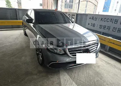 Photo 1 of 23: 2020 Mercedes-Benz E 300 4Matic — Korean insurance auction