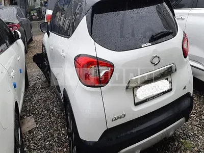 Photo 1 of 26: 2017 Renault Hyundai Santa Fe, VIN VF12RGJ1DHW557150 — Korean insurance auction