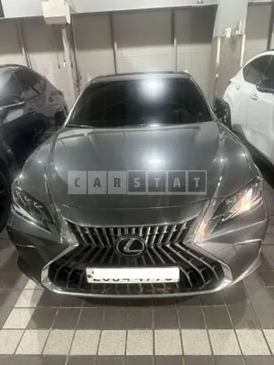 Photo 1 of 33: 2025 Lexus ES300h — Korean insurance auction