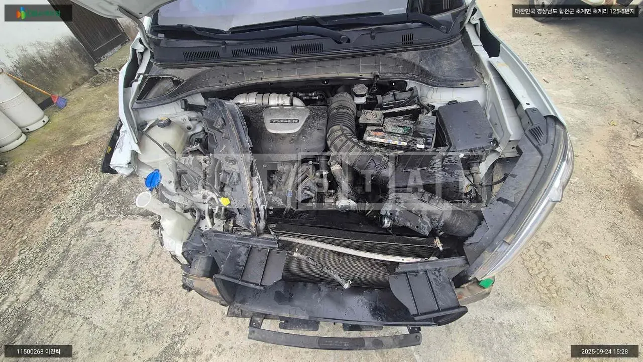 Photo 2 of 13: 2018 Hyundai Kona, VIN KMHK4815GJU136086 — Korean insurance auction