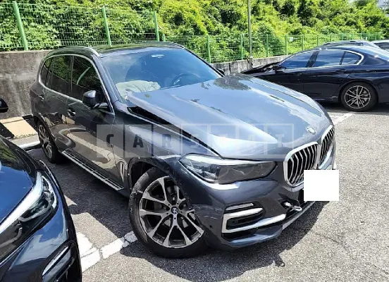 Photo 2 of 33: 2020 BMW X5 xDrive 30d, VIN WBACV6105L9B45180 — Korean insurance auction