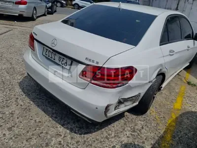 Photo 1 of 9: 2015 Mercedes-Benz E220 BlueTec, VIN WDDHF0AB3FB154058 — Korean insurance auction