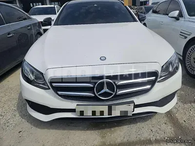 Photo 1 of 22: 2016 Mercedes-Benz E300 — Korean insurance auction