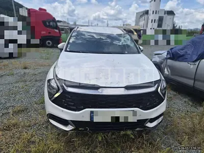Photo 1 of 8: 2023 Kia Sportage Hybrid — Korean insurance auction