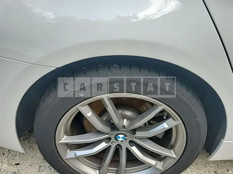 Photo 2 of 22: 2019 BMW 520d M Sport Package, VIN WBAJF3105KBS71269 — Korean insurance auction