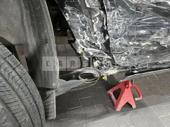 Photo 2 of 30: 2023 Kia Carnival — Korean insurance auction