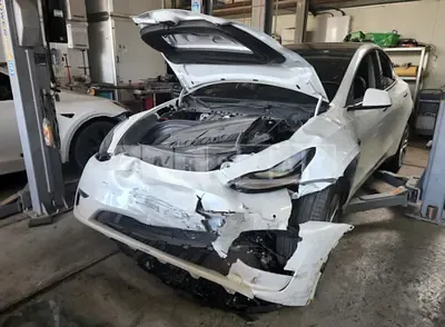 Photo 1 of 10: 2022 Tesla Model Y LongRange — Korean insurance auction