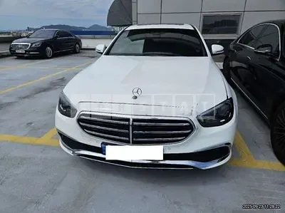 Photo 1 of 50: 2021 Mercedes-Benz E250 — Korean insurance auction